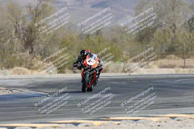 media/Apr-20-2025-CVMA (Sun) [[39090e8767]]/Race 2-Supersport Middleweight/
